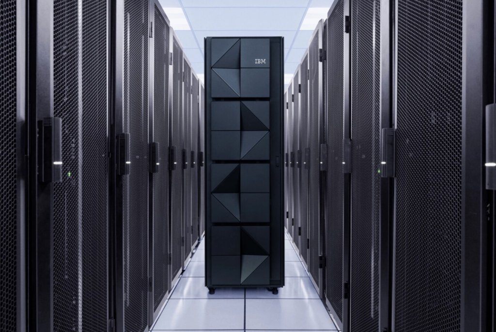 IBM Mainframe.jpeg