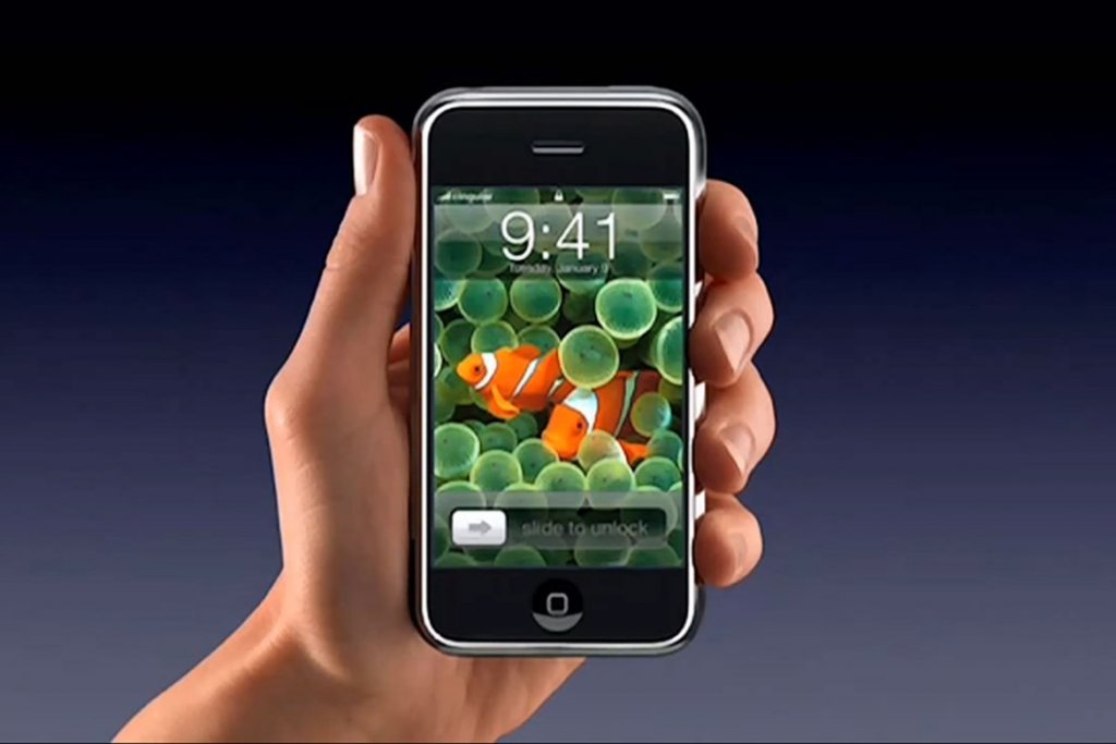 iphone-2007-1.jpg