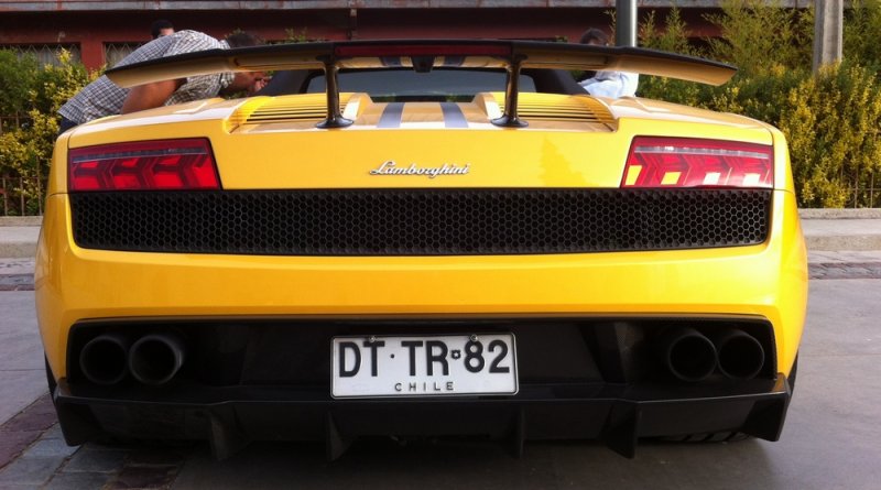 lambo3.jpg