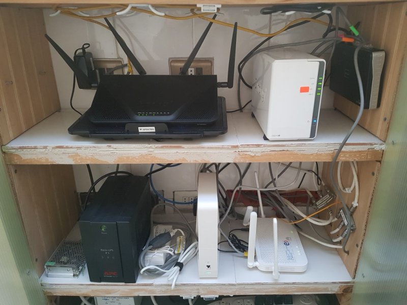 LAN-cabinet.jpg