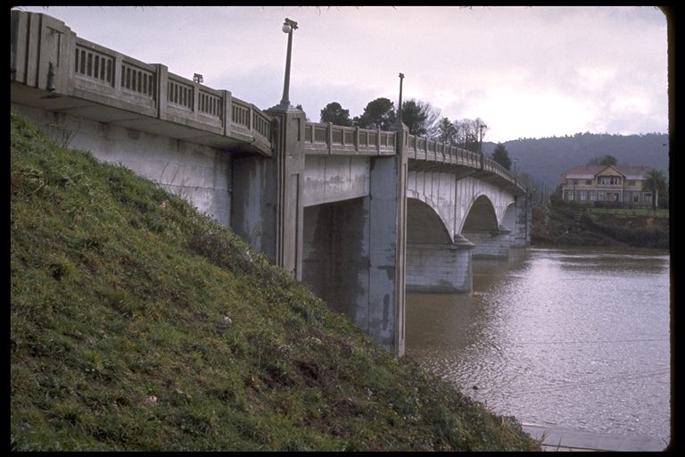 PUENTE_S.JPG