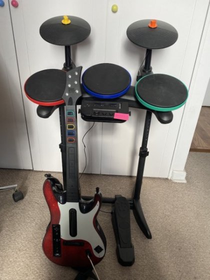 Guitar hero bateria y guitarra Wii