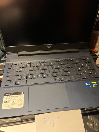 hp victus 4.jpeg