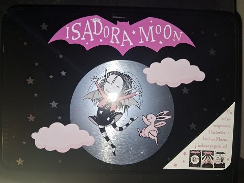 ISADORA 1.jpg ISADORA 1.jpg