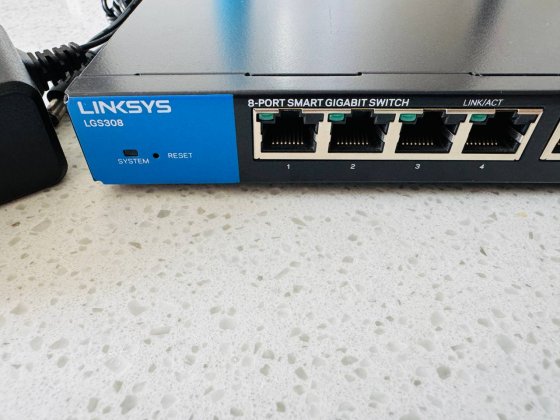 switch2.jpg switch2.jpg