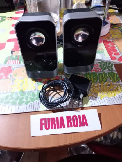 parlantes capa 9.jpeg