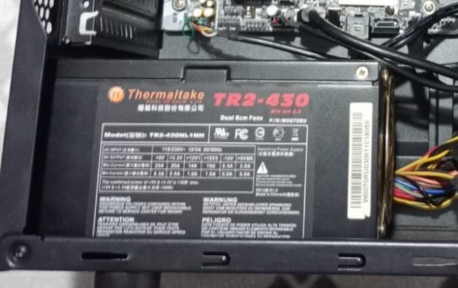 03 Fuente de Poder.jpg