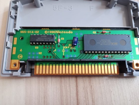 05 Revolt Placa.jpeg